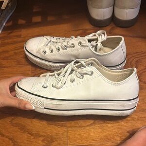 Women’s platform converse